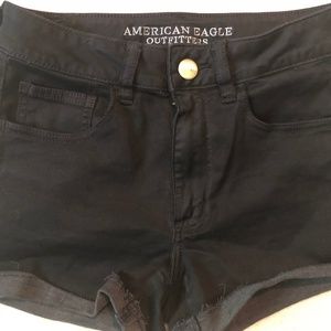 NWOT AMERICAN EAGLE WOMEN'S HI-RISE SHORTIE